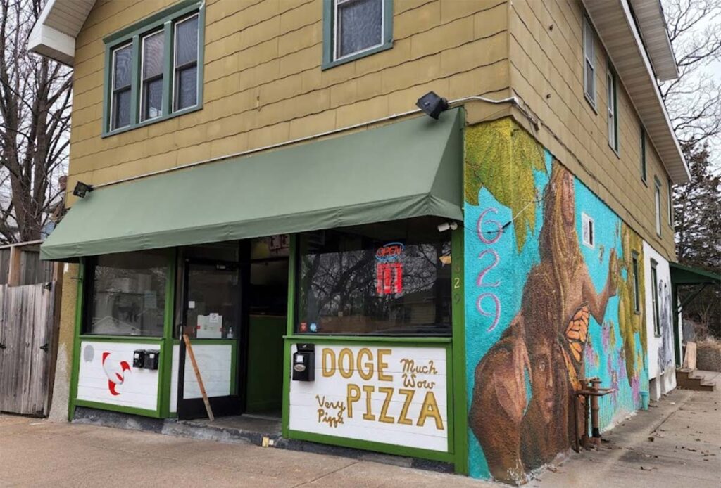 doge pizza review outside corner