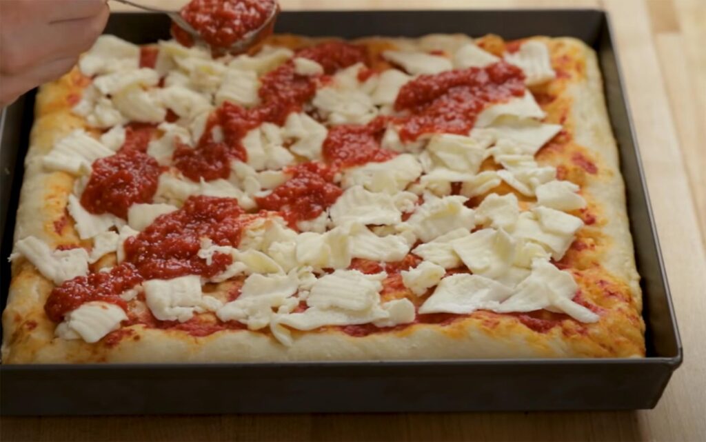 how to make sicilian pizza in a pan