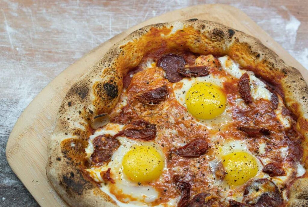 can you eat homemade pizza for breakfast with three eggs