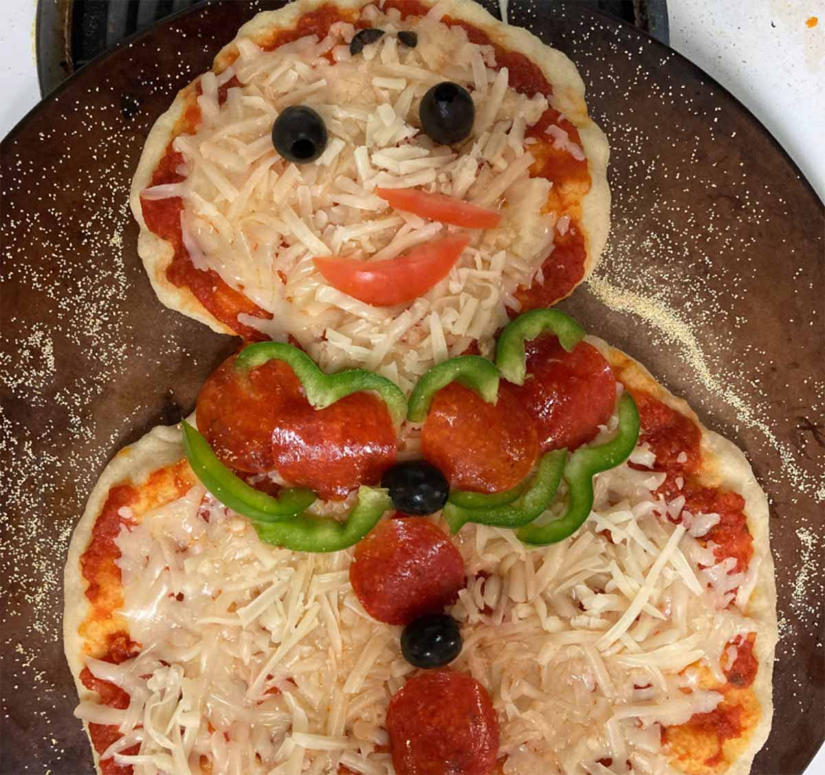 snowman shaped pizza