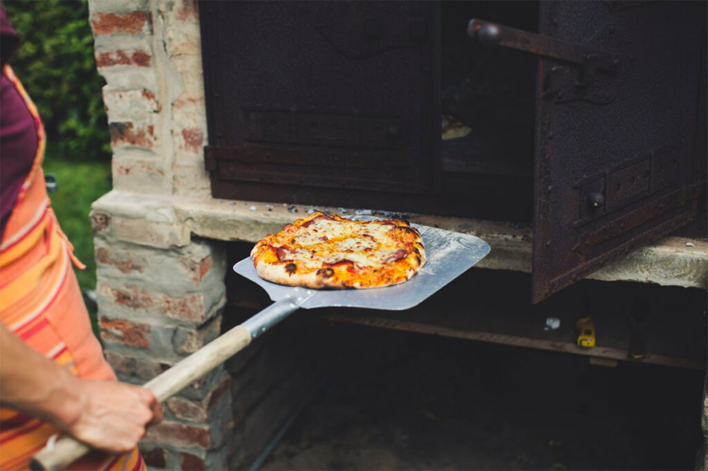 best temperature to cook a pizza in your pizza oven
