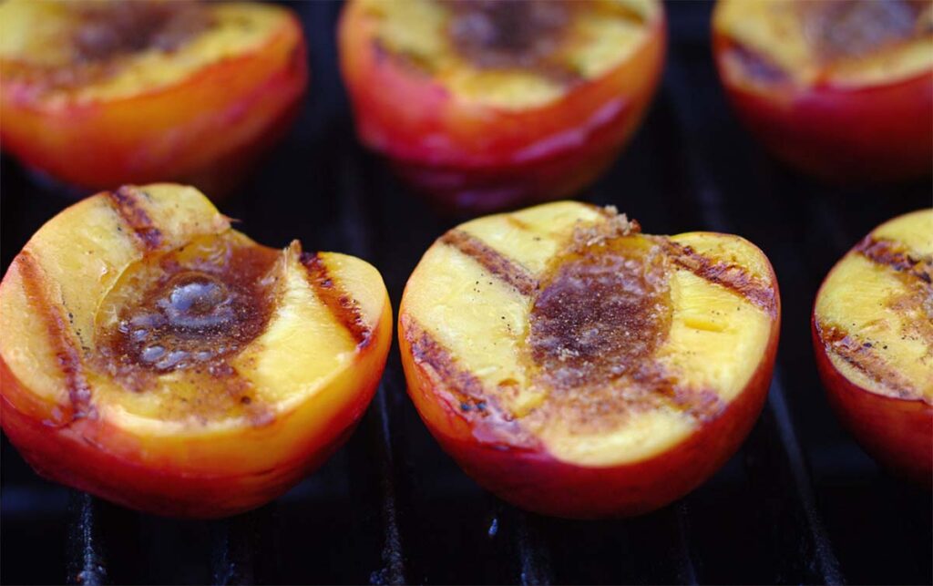 grilled peaches for pizza