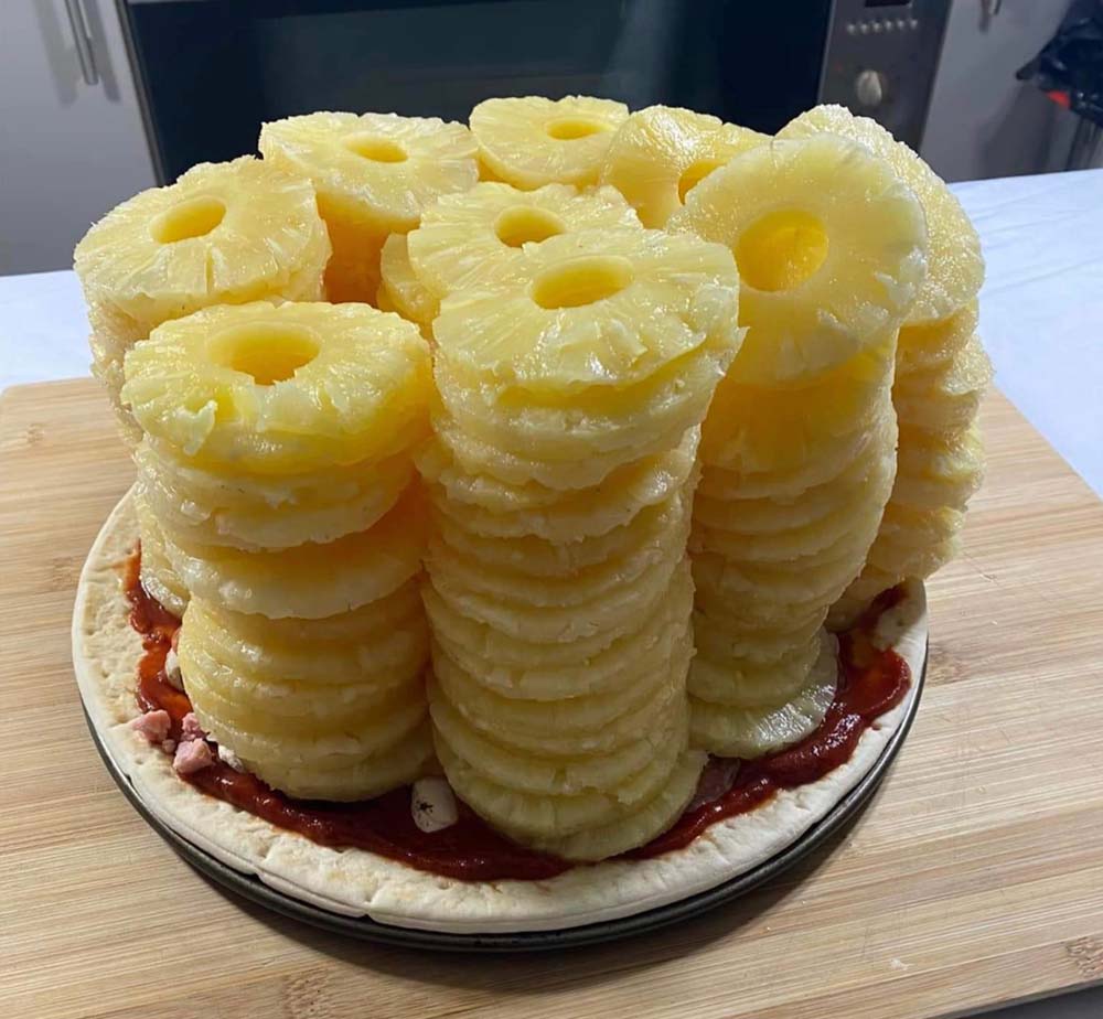 homemade pizza school best pizza memes pineapple rings stacked on pizza