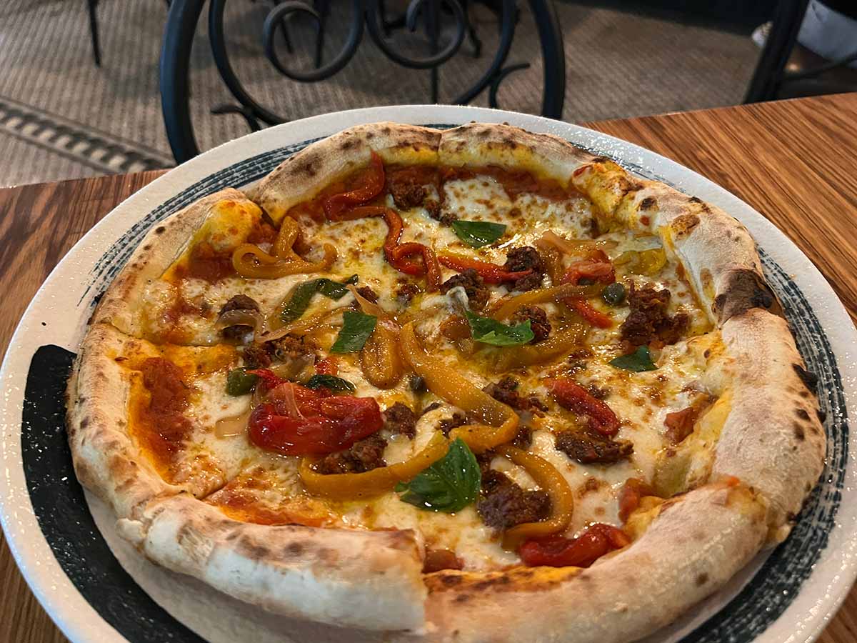 pizza bianca review