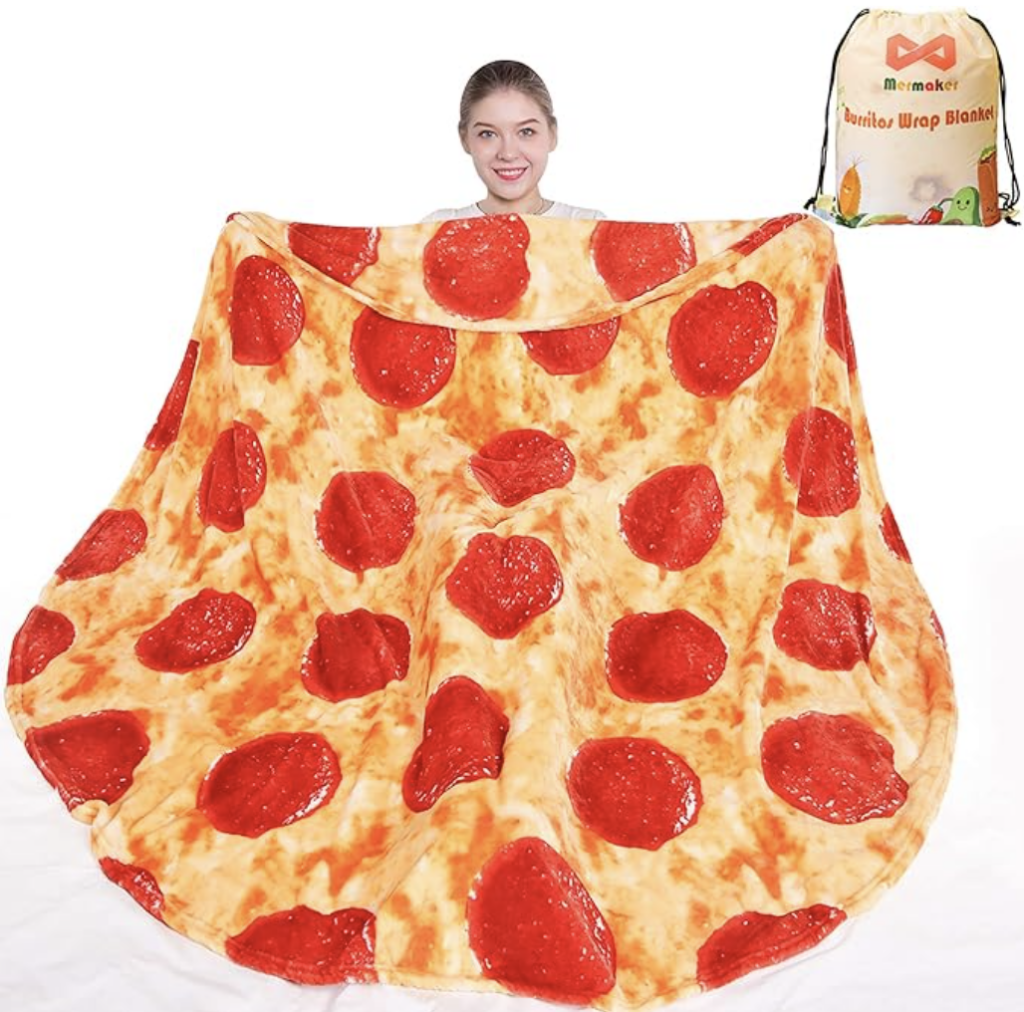 best pizza blanket to give as a warm gift